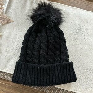 Black faux fur hat